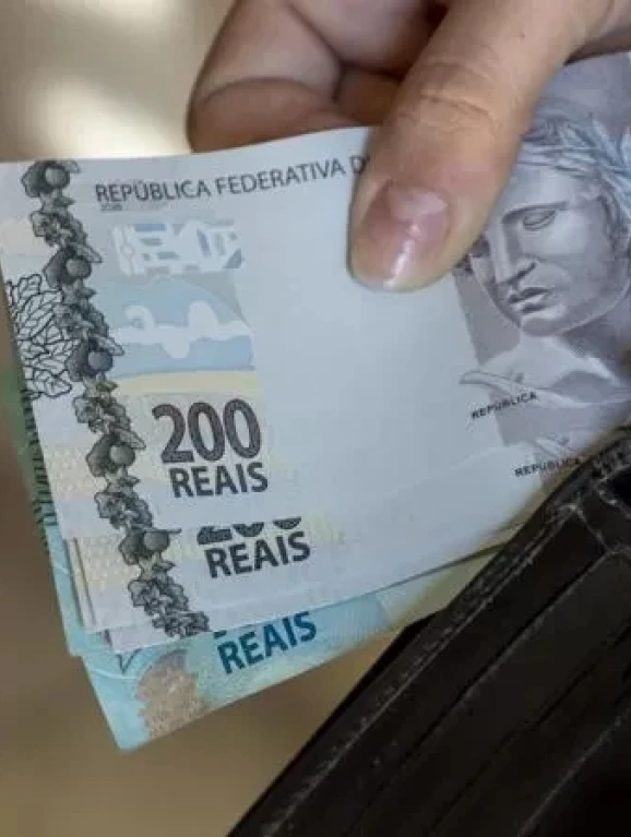 Como a falta de correção da tabela do IR ampliou a carga tributária real no Brasil